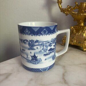 Large Blue and White Chinoiserie Spode style Mug Asian Chinese Japanese